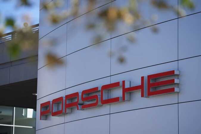 Прибыль компании Porsche уменьшилась на треть в 2024 году