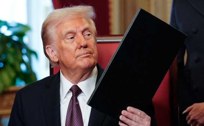 Трамп отказался от идеи баллотироваться на третий срок и назвал потенциального преемника