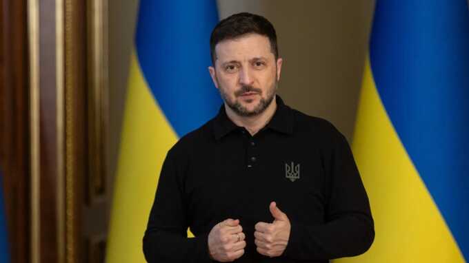 Зеленский пообещал дожидаться Путина в Стамбуле и потребовал полного прекращения огня