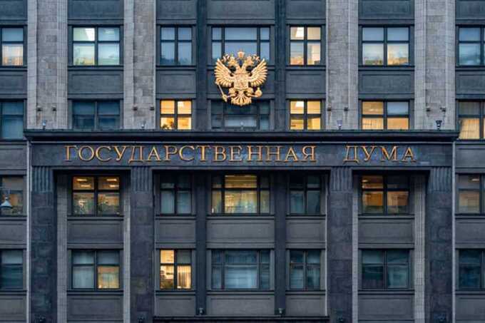Депутаты установили штрафы до 500 тысяч рублей за продажу энергетических напитков детям