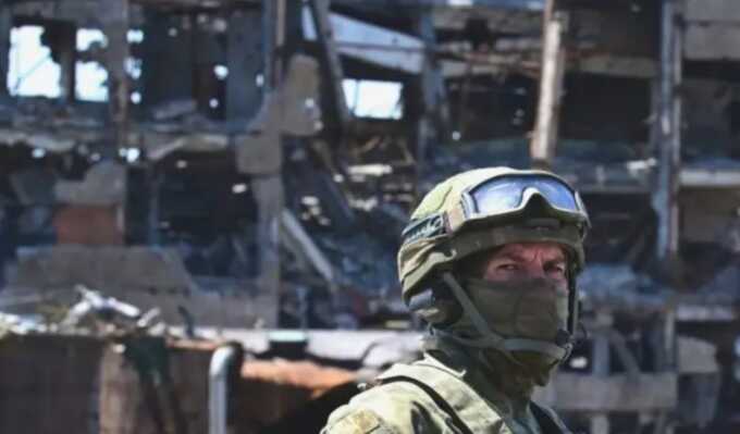 Илон Маск рассказал, как получил травму перед пресс-конференцией в Овальном кабинете Белого дома