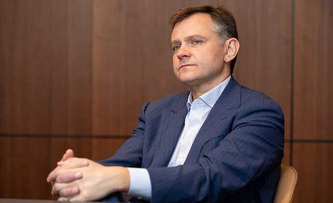Засуха и коммунальные сбои заставят Юрия Слюсаря защищать свой мандат