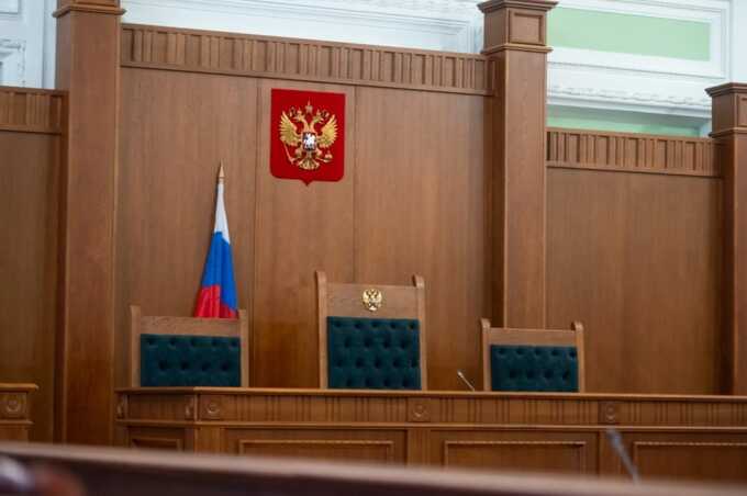 Суд принимает решение об избрании меры пресечения для мэра Красноярска Вячеслава Логвинова