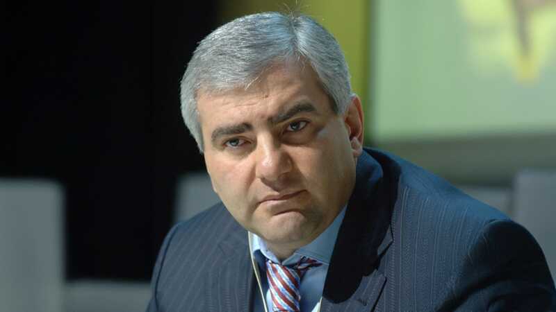 Российского миллиардера Карапетяна арестовали на два месяца