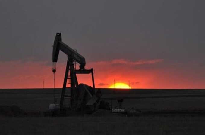 Цены на нефть упали на 4% после ракетных ударов Ирана по американским базам