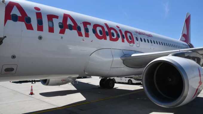 Air Arabia не возвращает деньги за отмененные рейсы по причине боевых действий