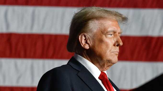 Трамп отправился на саммит НАТО