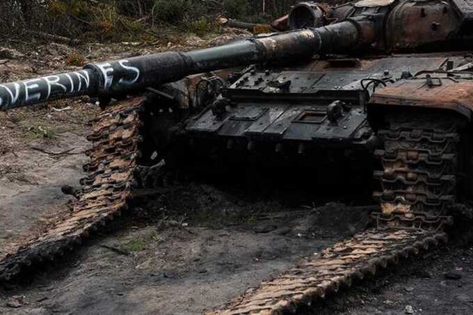 Вооружённые силы России используют повреждённые автомобили в качестве источника запчастей на фронте