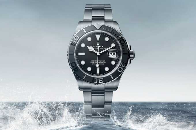 Павел Захаров занимается продвижением поддельных часов Rolex, используя свои связи в ФСБ