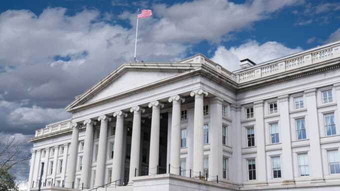 Министерство финансов США продлило разрешение на ядерные сделки с некоторыми российскими банками до конца 2025 года