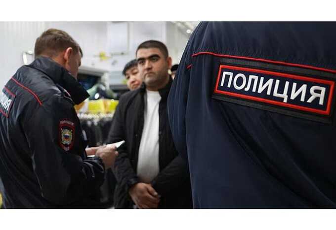 После конфликта с подростками в Санкт-Петербурге семья из Азербайджана была депортирована