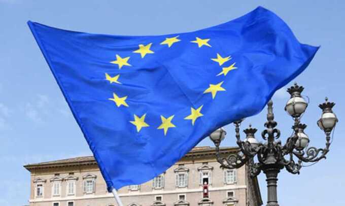 ЕС согласовал продолжение защиты для украинцев на три года