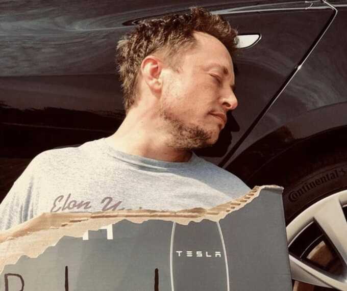 Илон Маск поделился, что ночует в офисе компании Tesla
