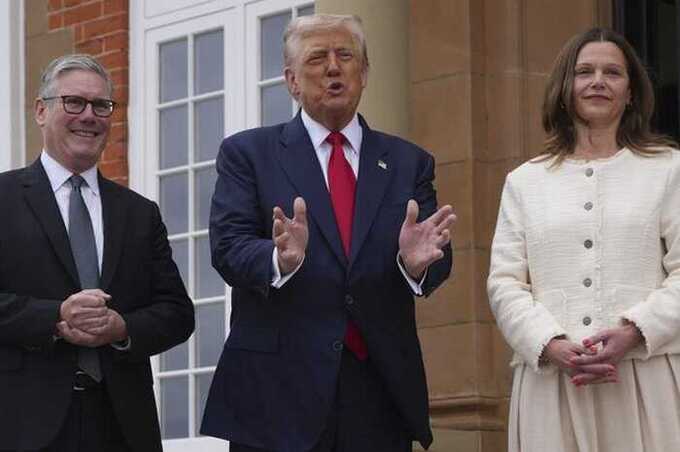 Трамп выразил недовольство в отношении Путина и требует прекращения огня