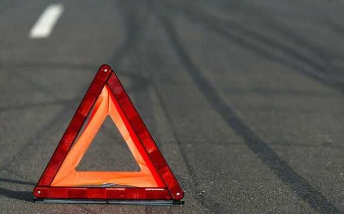 В Петербурге подросток на питбайке травмировал ребёнка на газоне