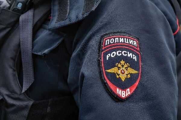 Обвиняемый в совращении школьницы свердловский полицейский ушел на передовую