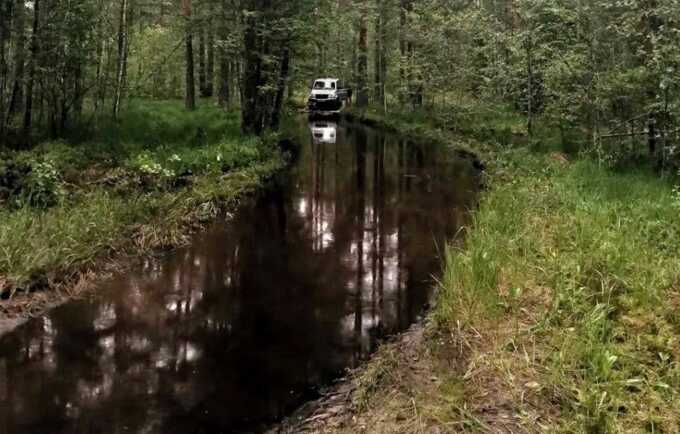 Село в Псковской области утопает в грязи