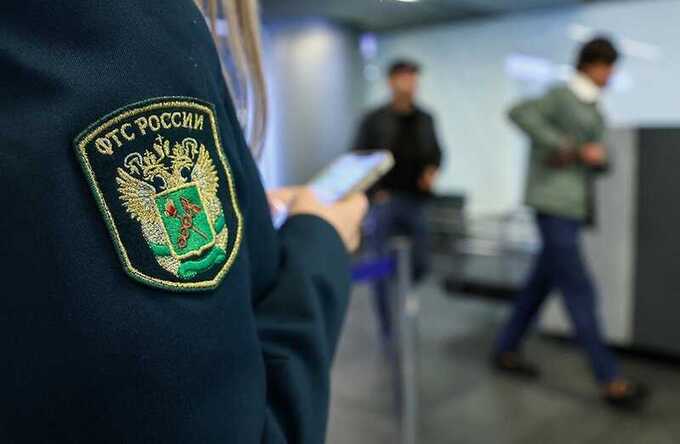 Как руководство ФТС контролирует контрабанду через Шереметьево