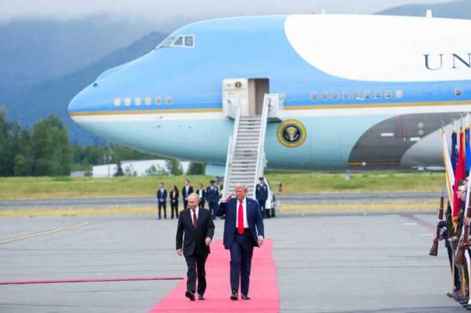 Западные СМИ о встрече Путина и Трампа: тёплый приём, но договорённости по Украине не достигнуты
