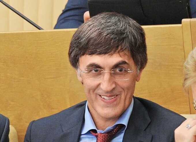 Бывшему депутату Госдумы Магомеду Гаджиеву предъявили обвинения в шпионаже и финансировании Украины