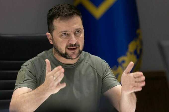 Зеленский ввел новые ограничения против России
