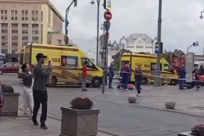 Появились снимки последствий взрыва в Детском мире на Лубянке