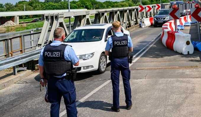 Германия отказала во въезде почти 12 тысячам человек после усиления пограничного контроля